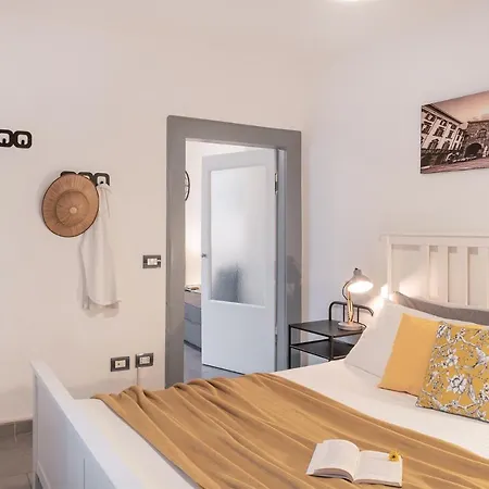 Domusbergamo - Bonbon Apartment, Quiet & Center