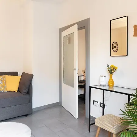 Daire Domusbergamo - Bonbon Apartment, Quiet & Center Bergamo