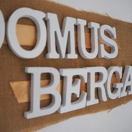アパート Domusbergamo - Bonbon Apartment, Quiet & Center *